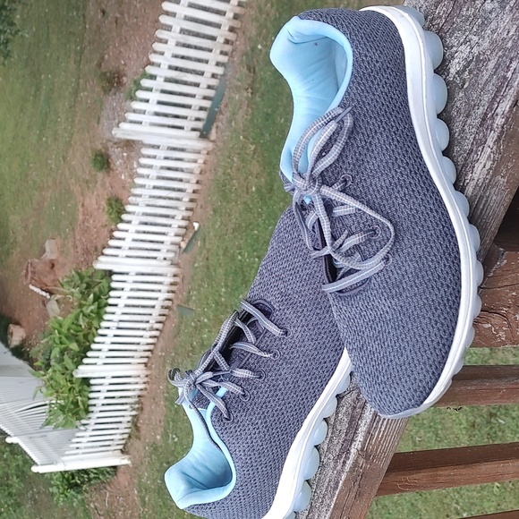 Avia Shoes - Avia Running Shoes